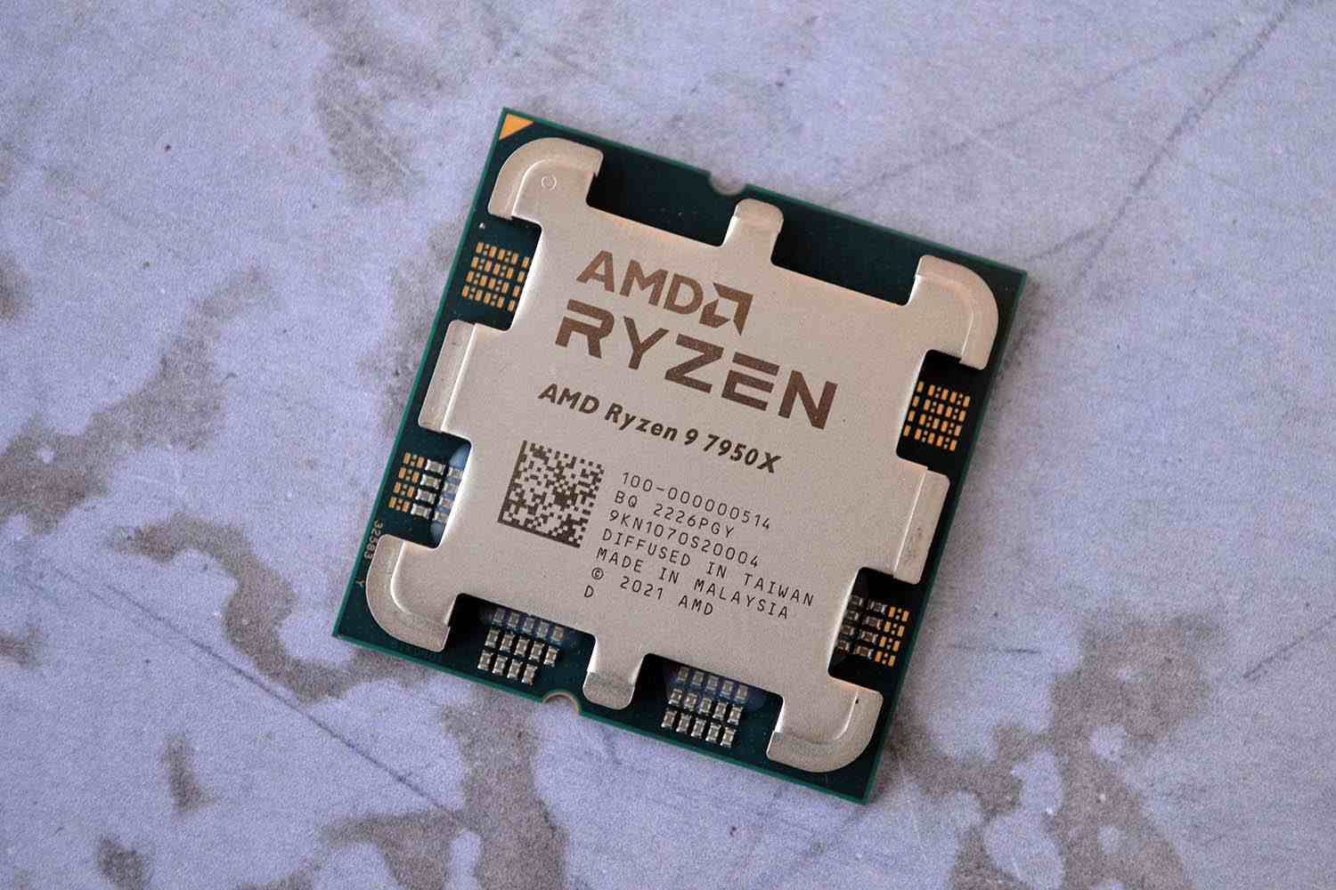 PC VPC Ryzen 9 7950X I 32GB I RTX 3090 24GB